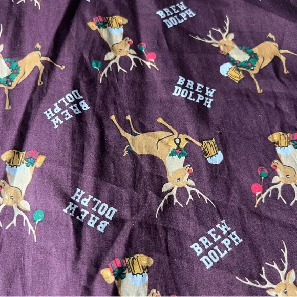 North Pole Trading Co. Button Up Christmas Polo Size Large. Brew dolph - Picture 7 of 8